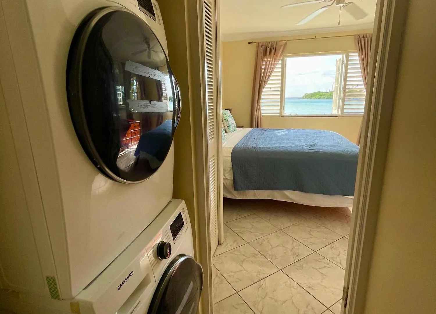 מונטגו ביי Luxury Apartments And Rooms,The Lagoons
