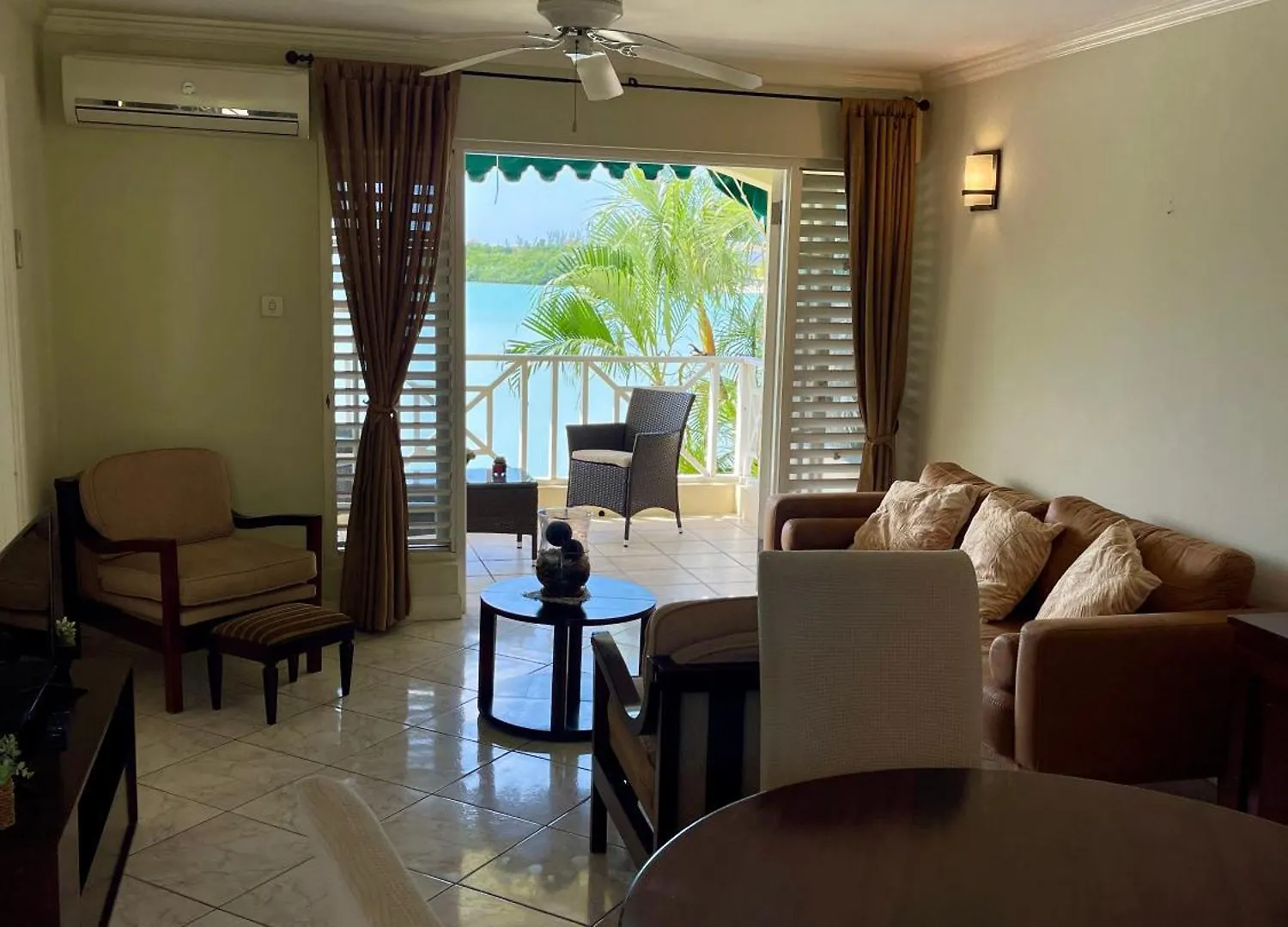 מונטגו ביי Luxury Apartments And Rooms,The Lagoons 0*, מונטגו ביי